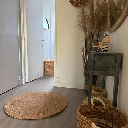 Vue Carnon Dernier Etage Proche Parc Expo Lejlighed